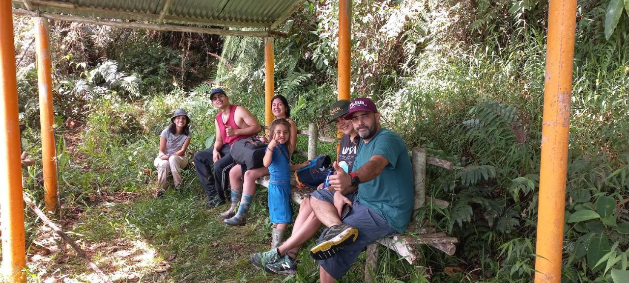 Ecohotel Soplo Del Tambo Cocorna Bagian luar foto